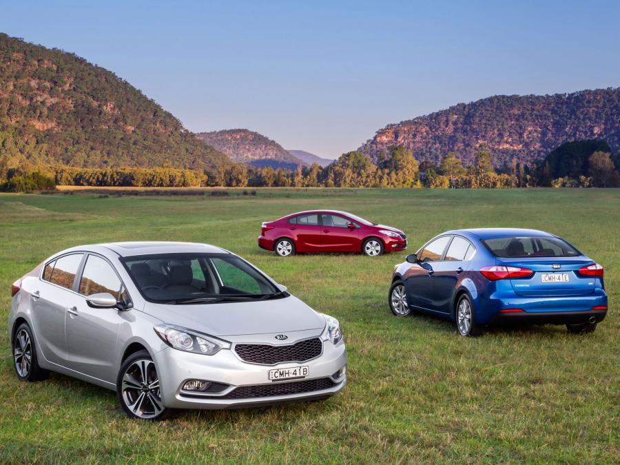  Kia Cerato Sedan 2013 года  (AU) (фото 6 из 18)